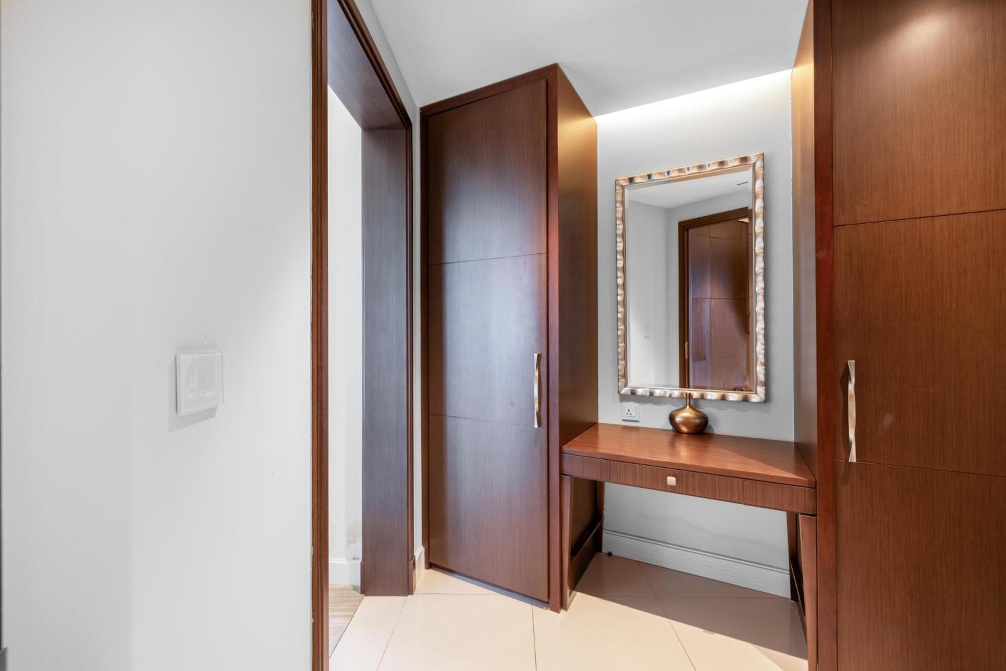 The Address Fountain Views 2 Bedroom With Burj Khalifa View And Access To Mall Апартаменты Дубай