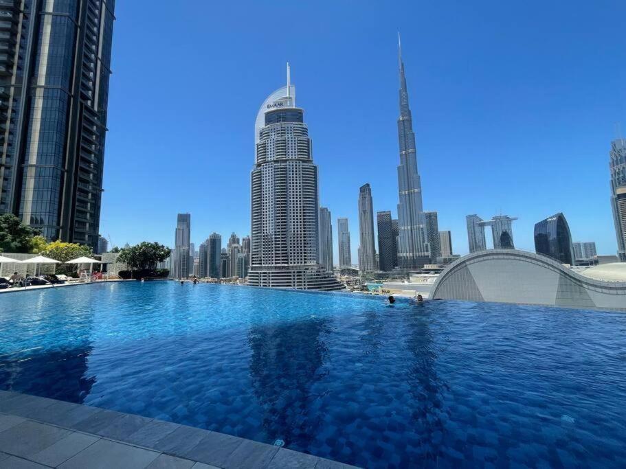 Апартаменты The Address Fountain Views 2 Bedroom With Burj Khalifa View And Access To Mall